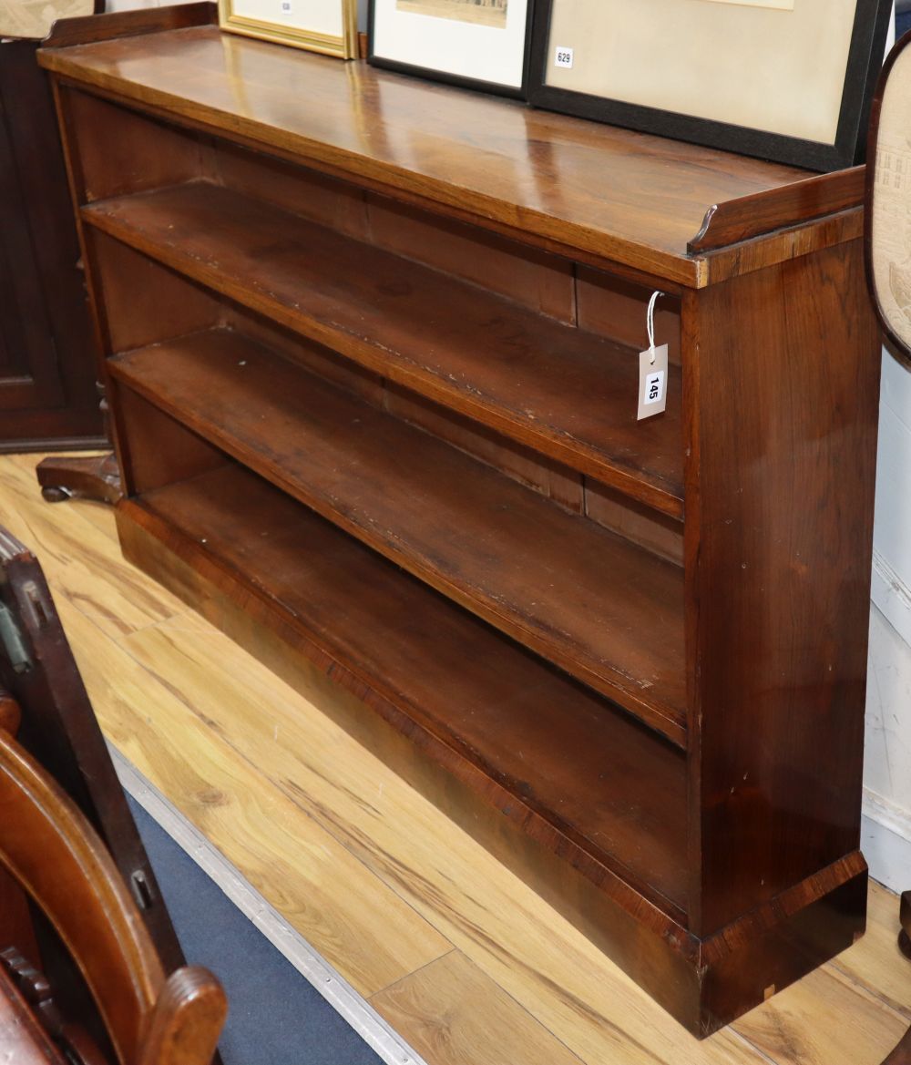 A Victorian mahogany open bookcase, W.155cm, D.30cm, H.91cm